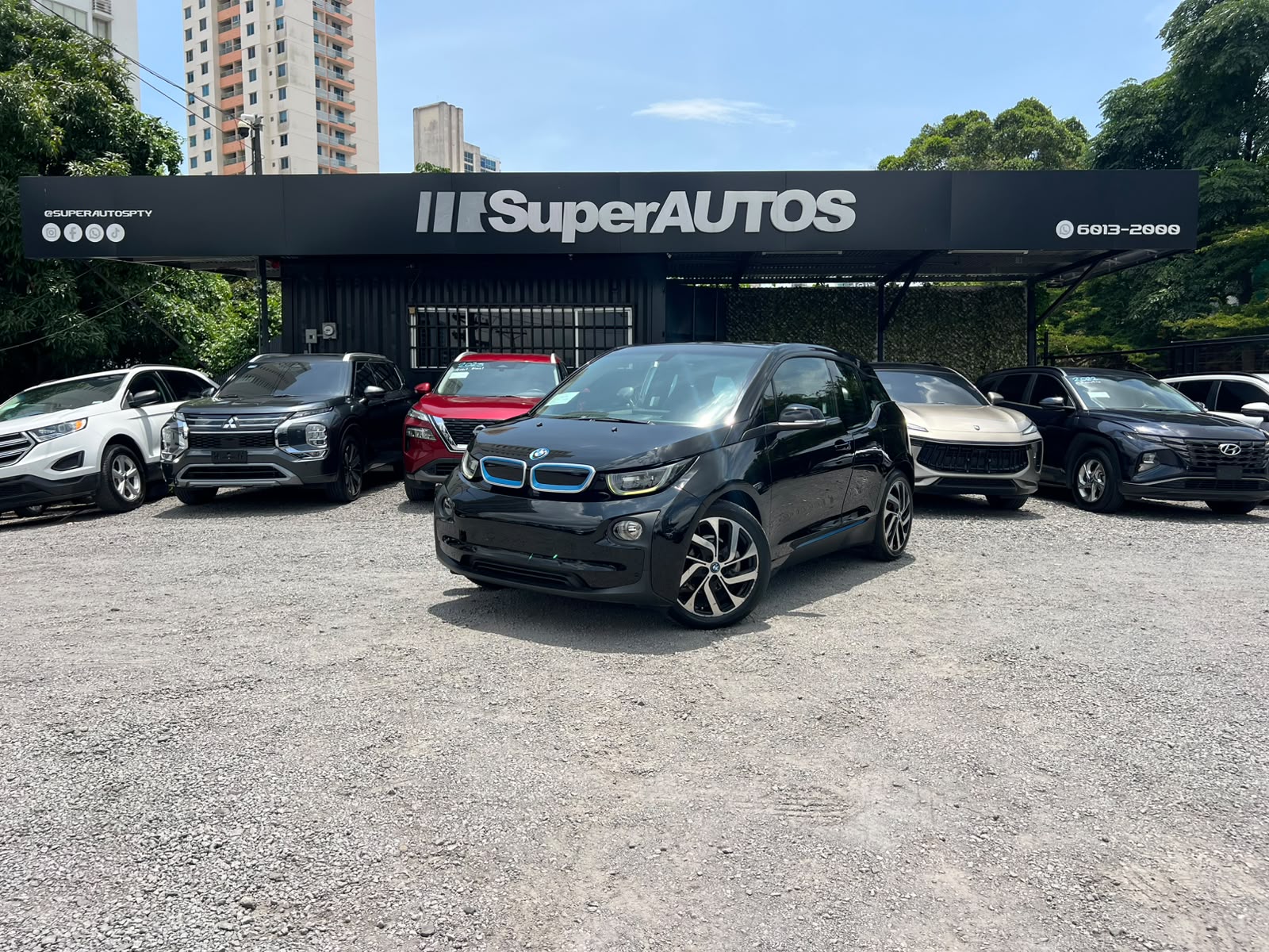 BMW I3