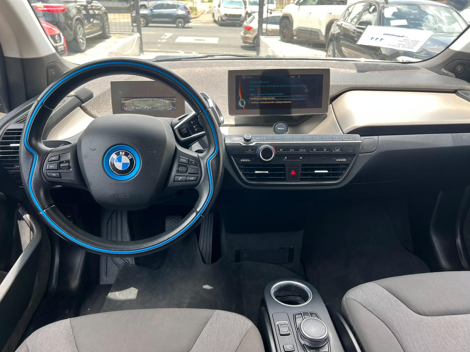 BMW I3