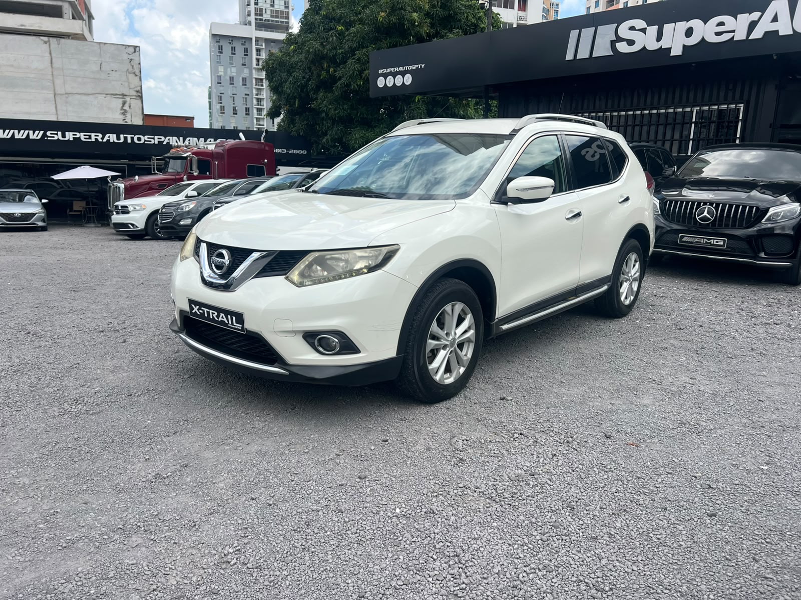 NISSAN X-TRAIL