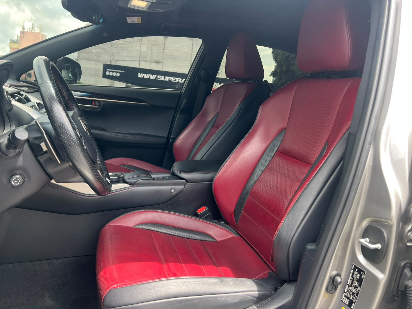 LEXUS NX 300H